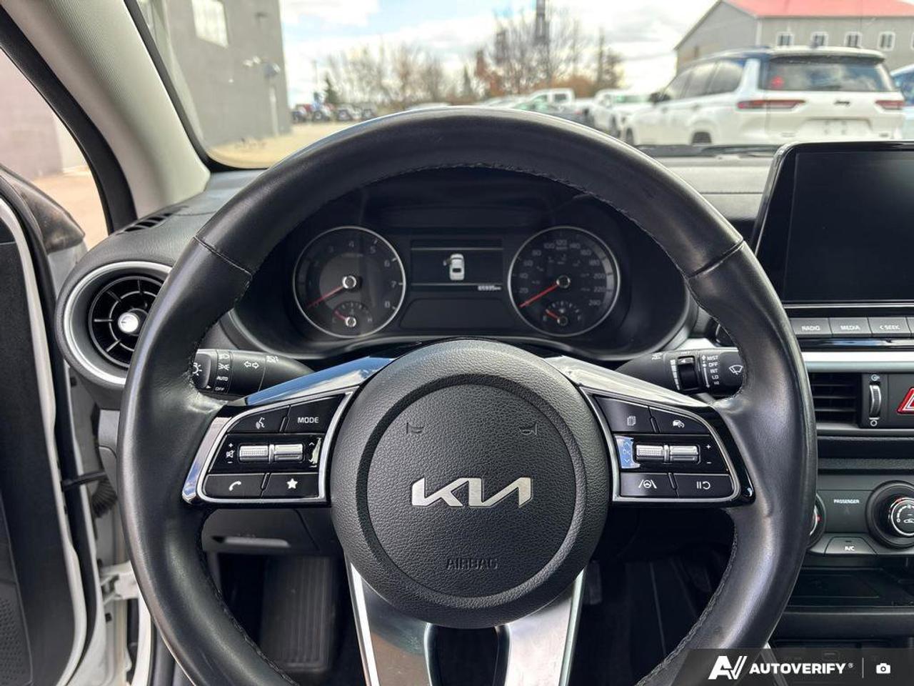 2024 Kia Forte EX+   NO ACCIDENTS   CARPLAY   6.0L/100KM Photo