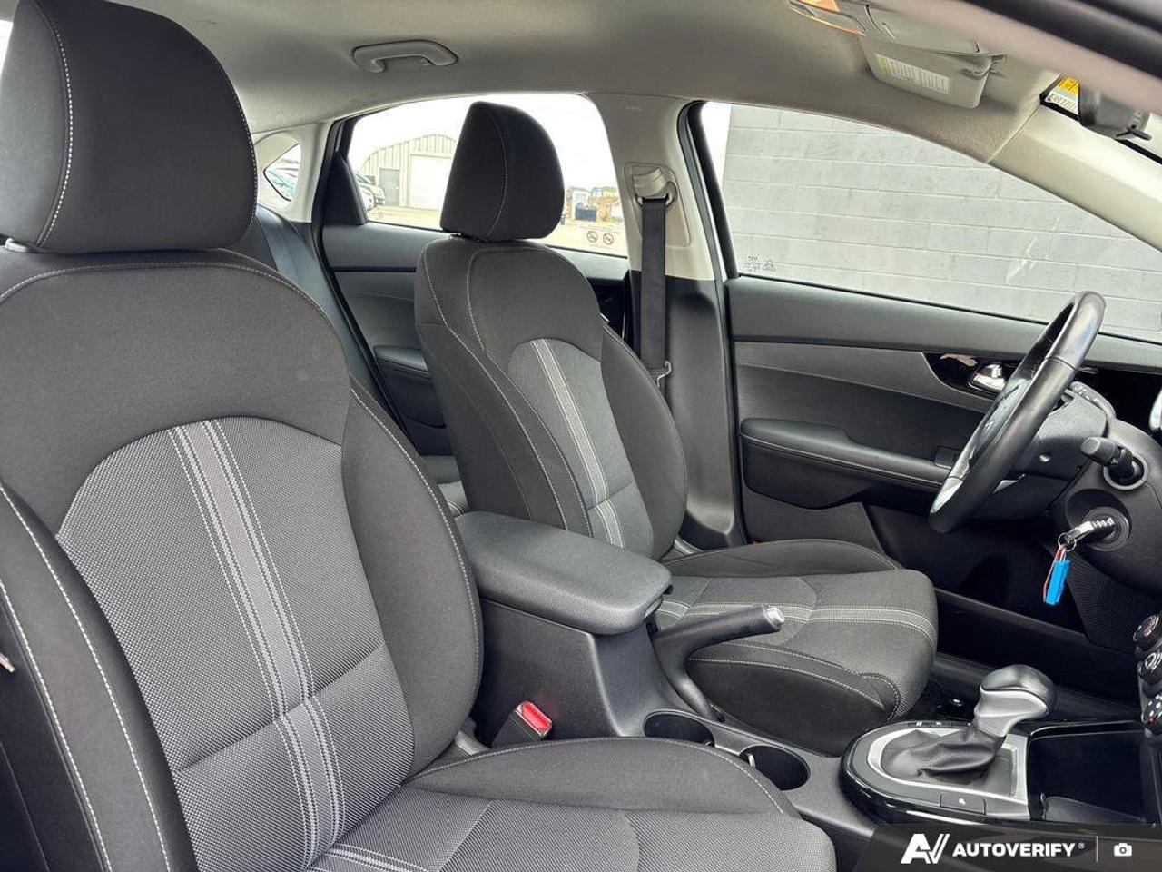 2024 Kia Forte EX+   NO ACCIDENTS   CARPLAY   6.0L/100KM Photo