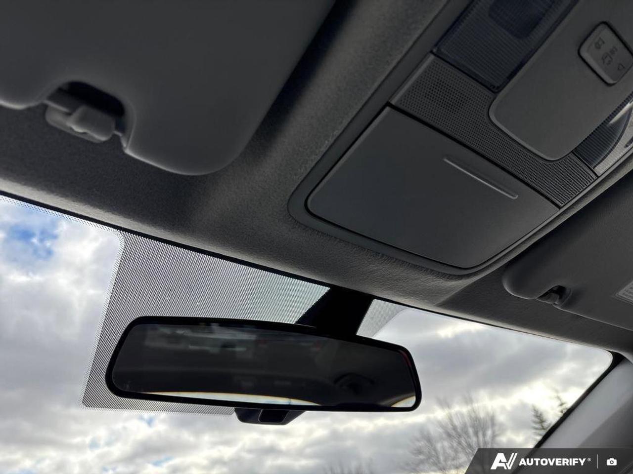 2024 Kia Forte EX+   NO ACCIDENTS   CARPLAY   6.0L/100KM Photo
