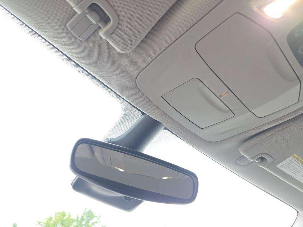 2024 Chrysler Grand Caravan SXT   NO ACCIDENTS HEATSEATS PWR DOORS CARPLAY Photo