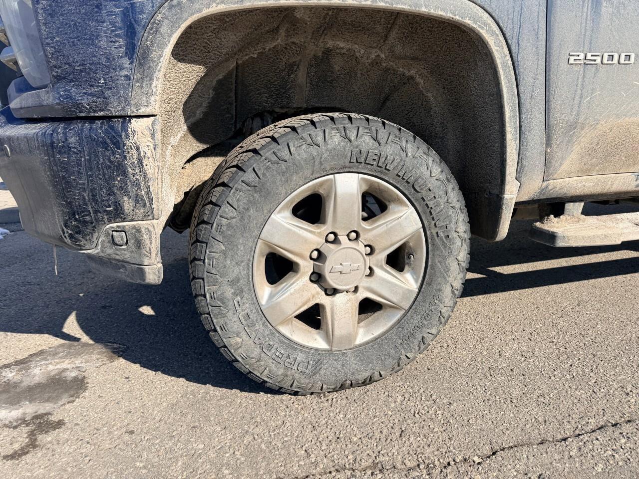 2022 Chevrolet SILVERADO 2500HD High CountryHIGH COUNTRY, 6.6L DURAMAX V8, 4X4, AL Photo