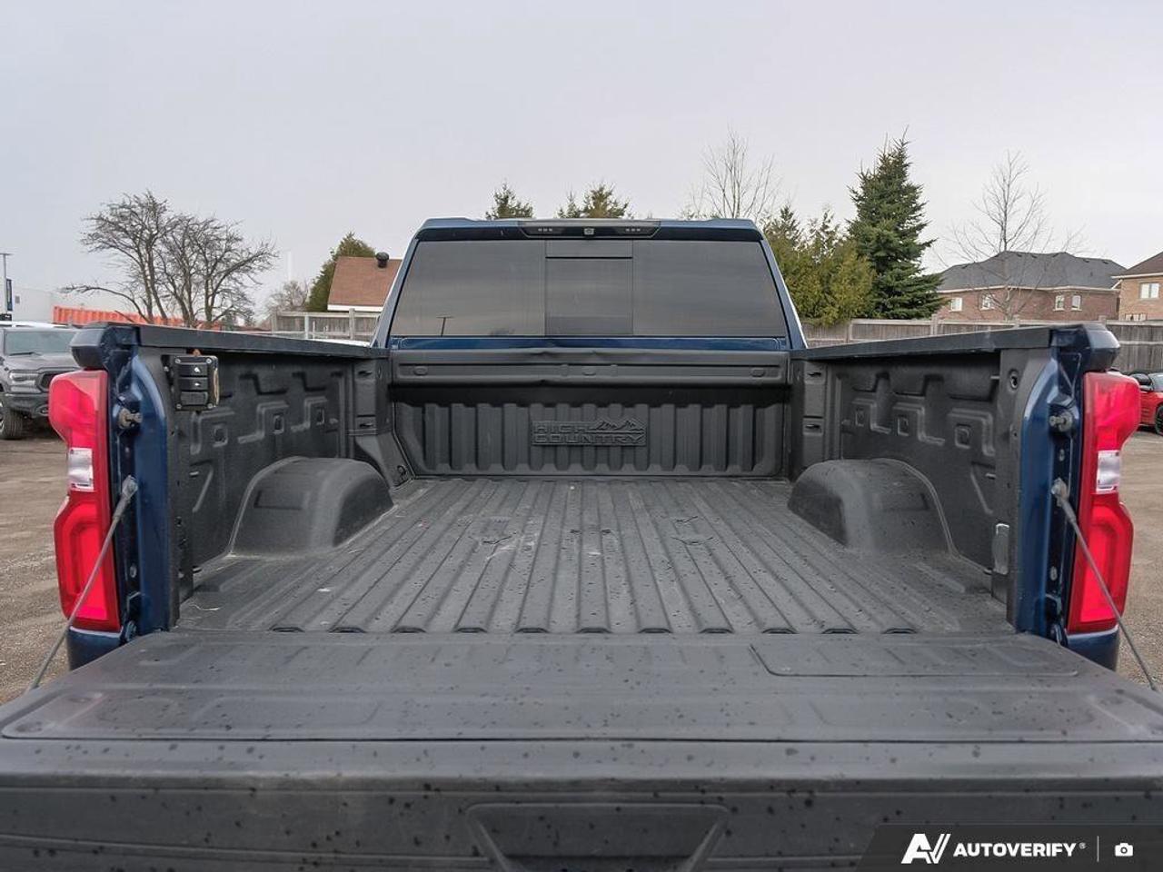 2022 Chevrolet SILVERADO 2500HD High CountryHIGH COUNTRY, 6.6L DURAMAX V8, 4X4, AL Photo