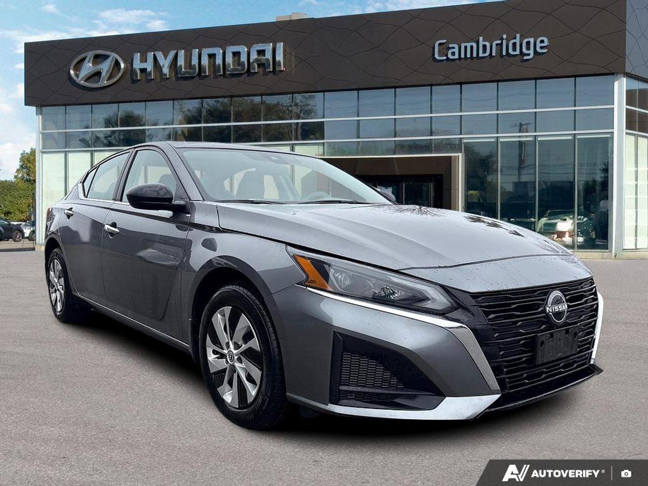 2024 Nissan Altima S Photo