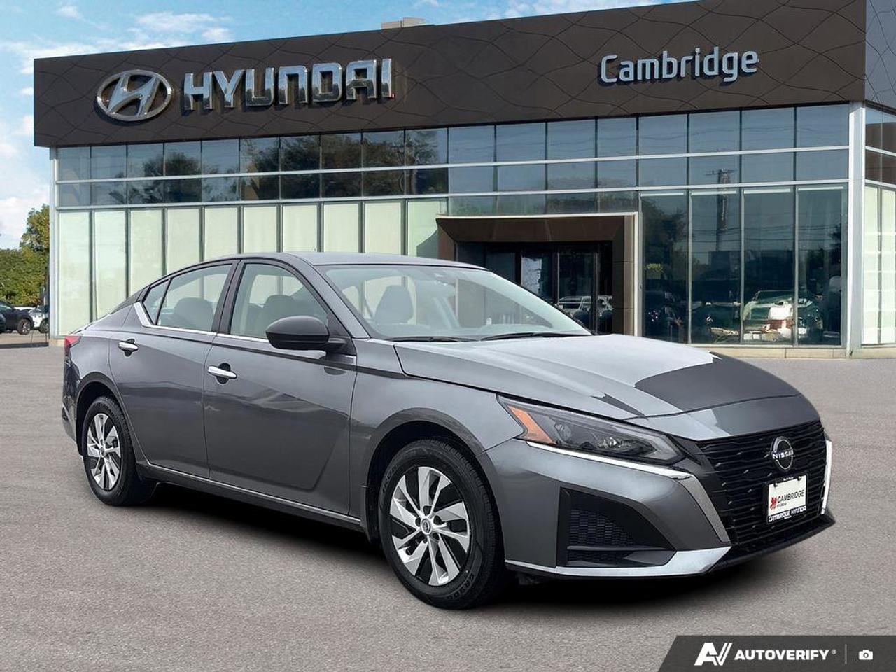 2024 Nissan Altima S   NO ACCIDENTS   CARPLAY   HEATED SEATS Photo