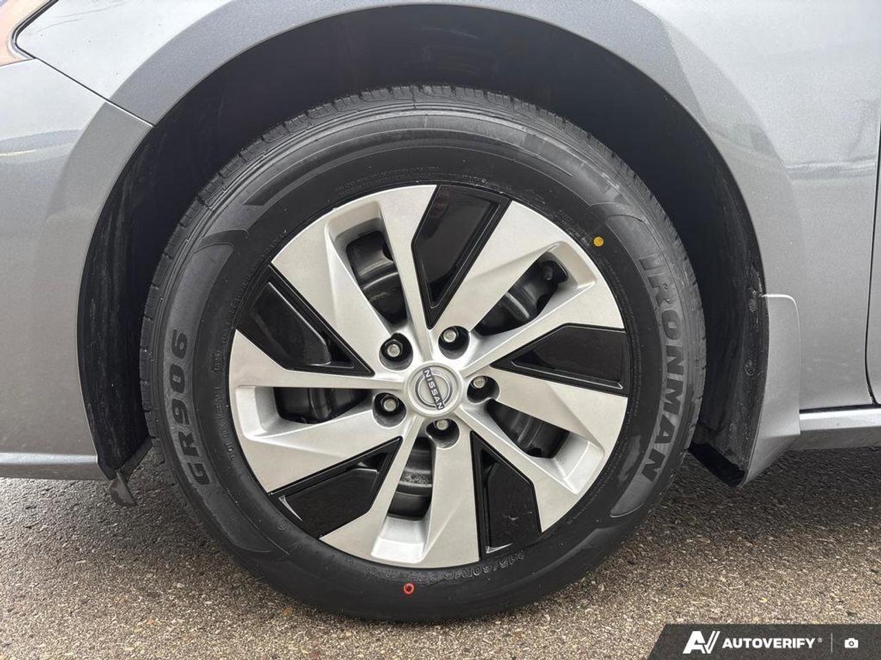 2024 Nissan Altima S AWD   NO ACCIDENTS   CARPLAY   6.5L/100KM Photo