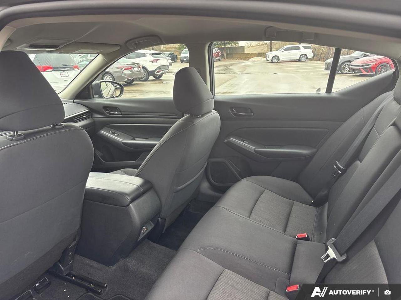 2024 Nissan Altima S AWD   NO ACCIDENTS   CARPLAY   6.5L/100KM Photo