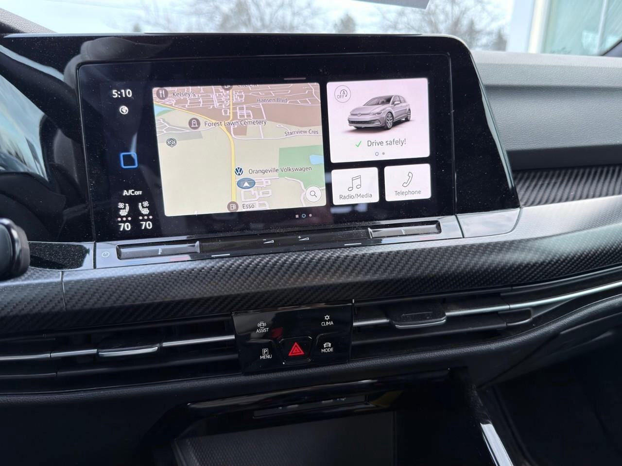 2024 Volkswagen Golf R ONE-OWNER, ACCIDENT-FREE, CARBON PACK, SUNROOF, AD Photo