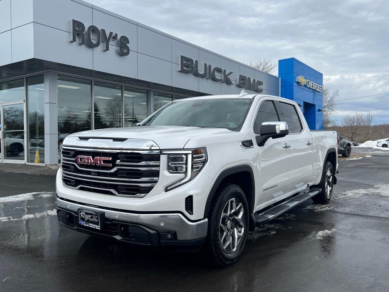 2025 GMC Sierra 1500 Crew Cab Standard Box 4-Wheel Drive SLT Photo0