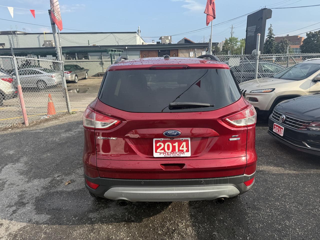 2014 Ford Escape *** BLOWOUT SALE *** Photo4