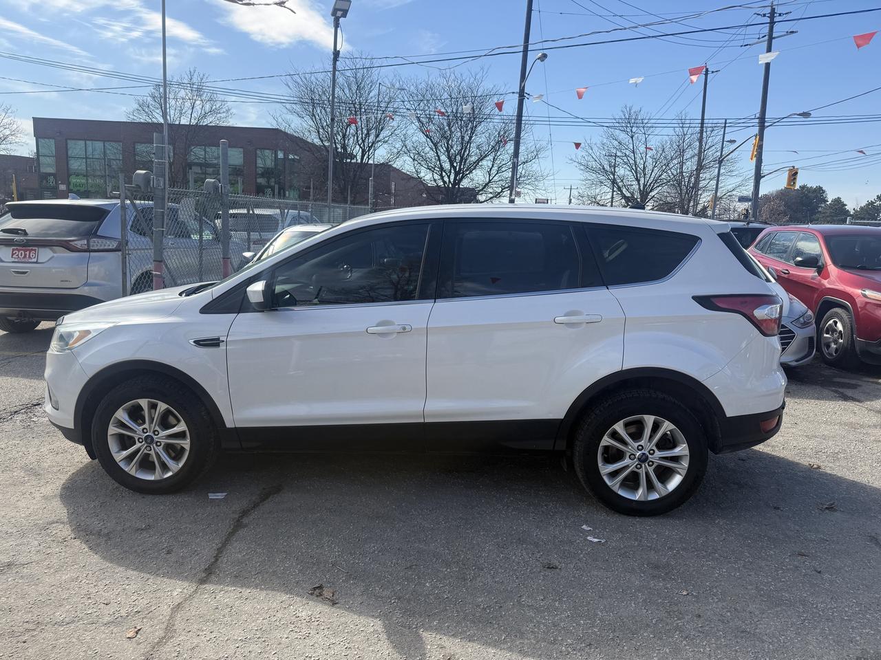 2017 Ford Escape *** 3 YEAR WARRANTY INCLUDED *** Photo
