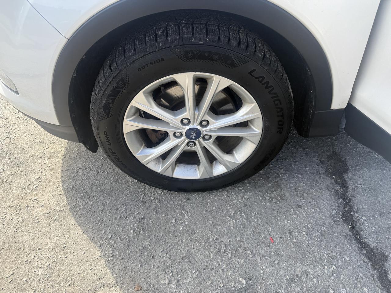 2017 Ford Escape *** 3 YEAR WARRANTY INCLUDED *** Photo