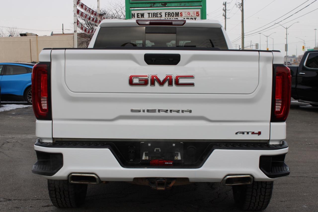 2022 GMC Sierra 1500 AT4 Crew Cab 4WD 6.2L No Accident New Screen Photo