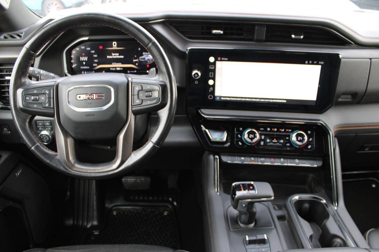 2022 GMC Sierra 1500 AT4 Crew Cab 4WD 6.2L No Accident New Screen Photo