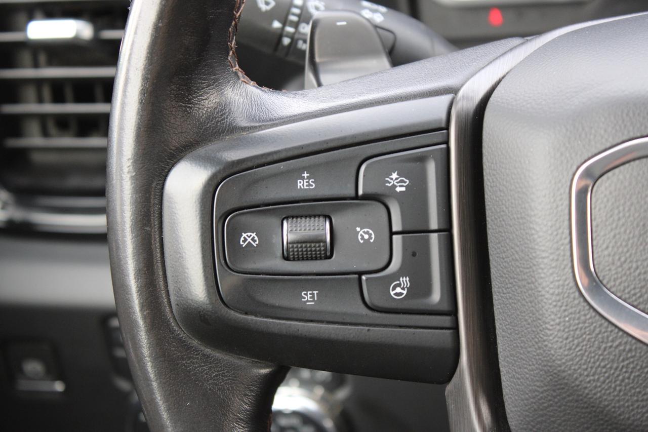 2022 GMC Sierra 1500 AT4 Crew Cab 4WD 6.2L No Accident New Screen Photo