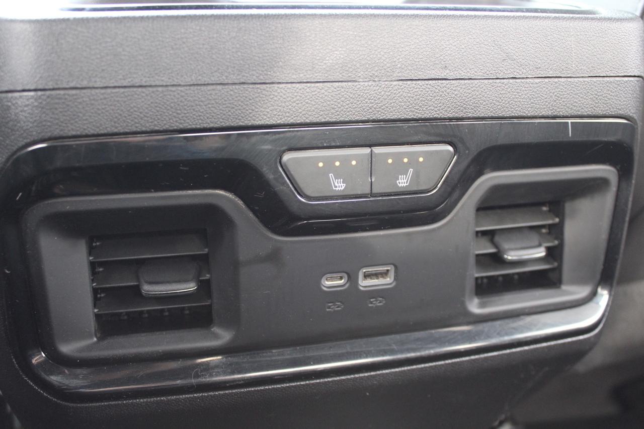 2022 GMC Sierra 1500 AT4 Crew Cab 4WD 6.2L No Accident New Screen Photo