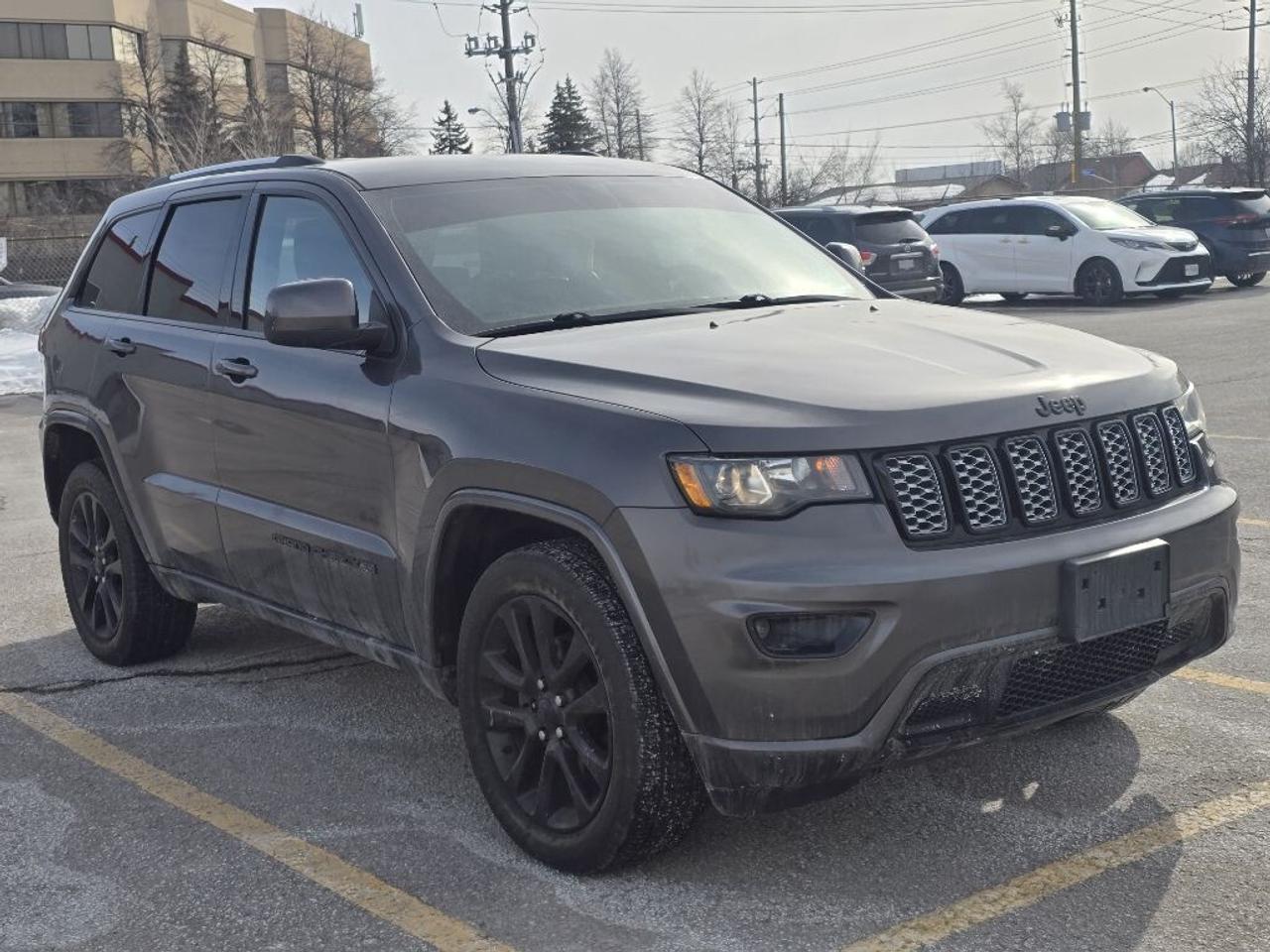 2019 Jeep Grand Cherokee ALTITUDE 4X4 Photo3