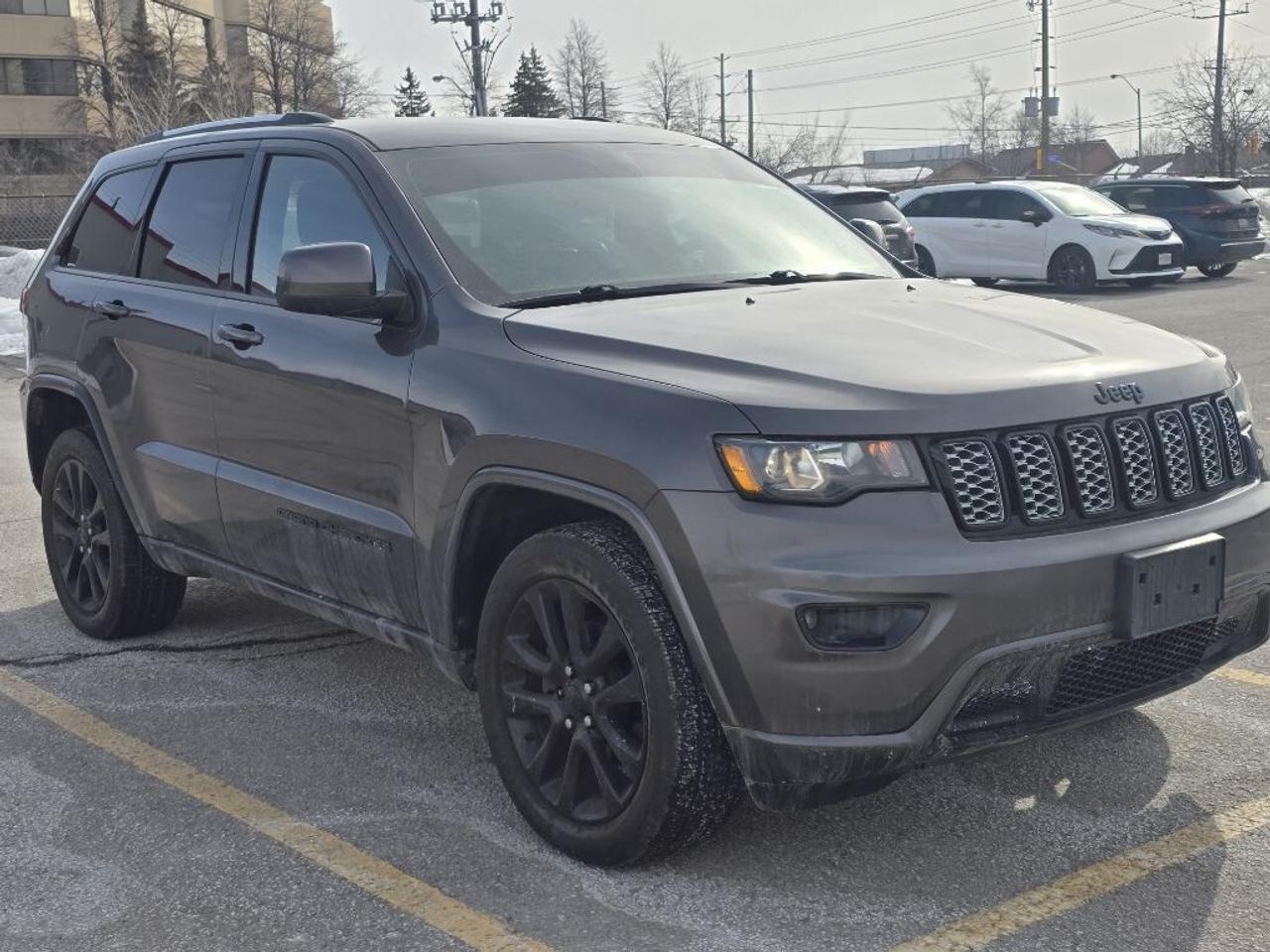 2019 Jeep Grand Cherokee ALTITUDE 4X4 Photo2