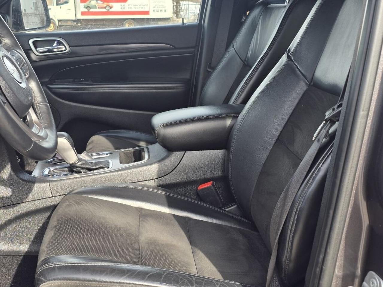 2019 Jeep Grand Cherokee ALTITUDE 4X4 Photo
