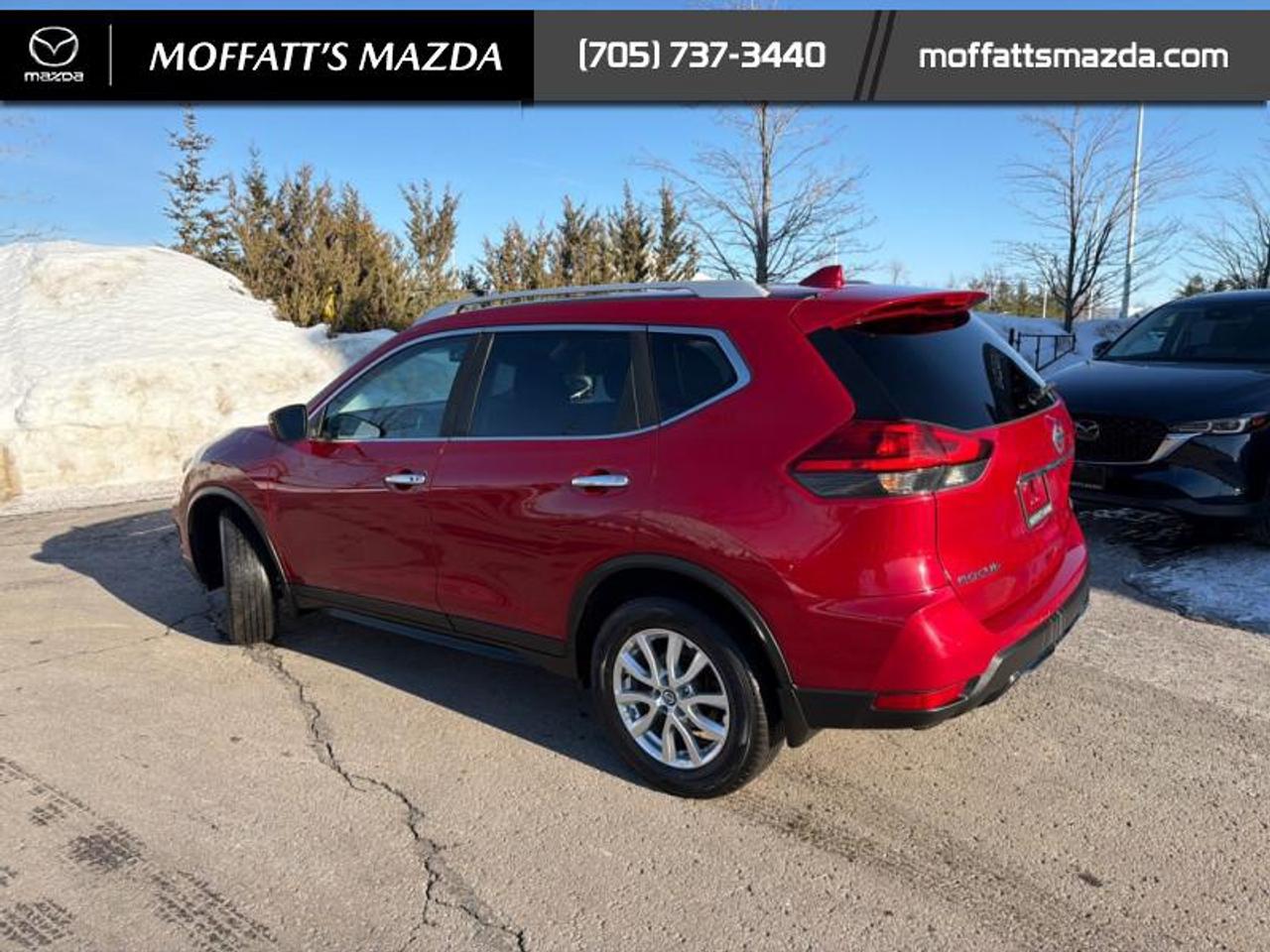 2017 Nissan Rogue SV Photo