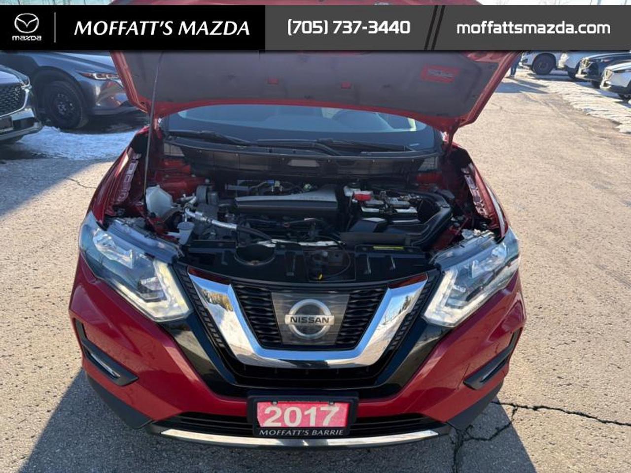 2017 Nissan Rogue SV Photo