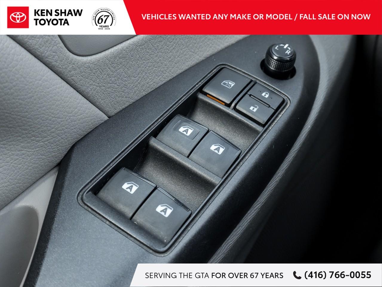 2020 Toyota Sienna LE 7-Passenger 4dr All-Wheel Drive Passenger Van Photo