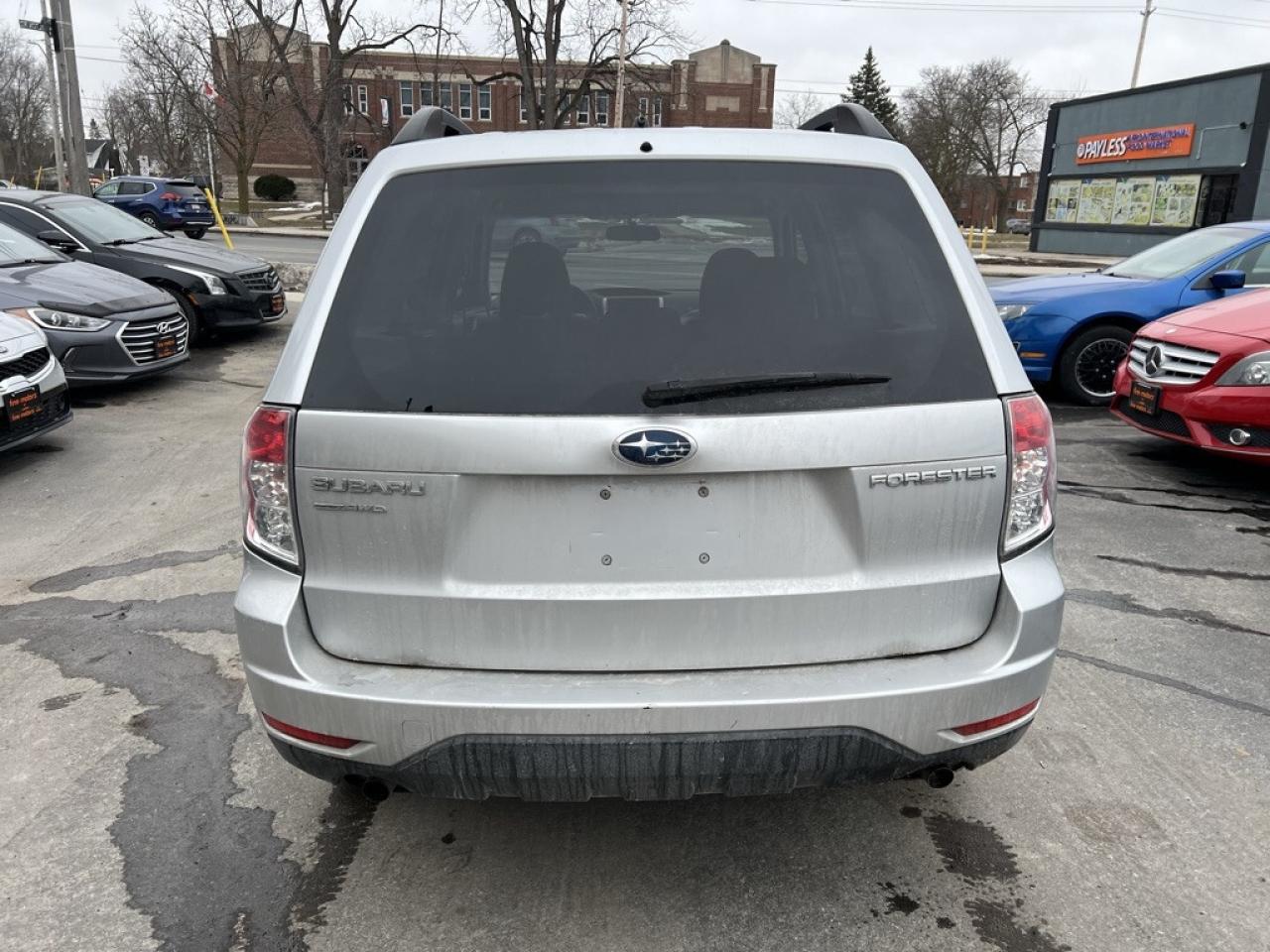 2011 Subaru Forester 2.5X Convenience Photo