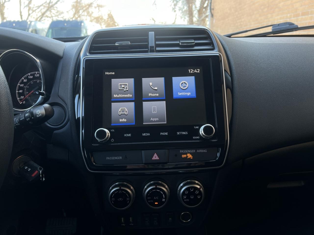 2022 Mitsubishi RVR ES 4WD   Rev Cam   Htd Seats Photo