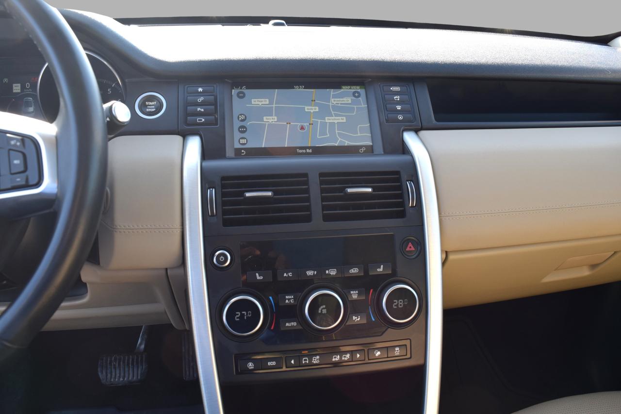 2018 Land Rover Discovery Sport HSE Navigation Panoramic Roof Photo