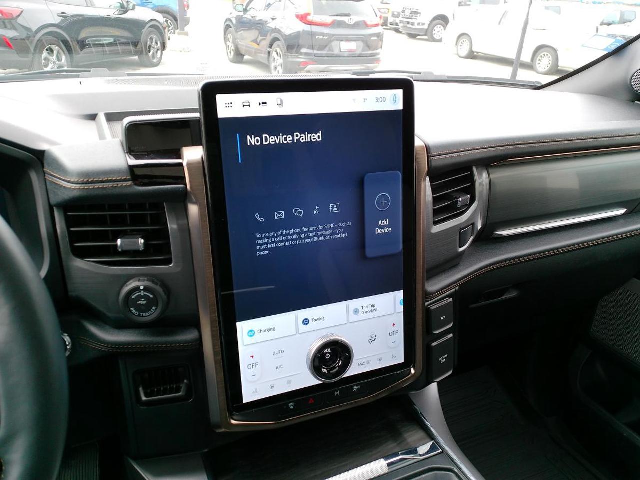 2024 Ford F-150 Lightning Lariat 4WD SuperCrew 5.5' Box Photo