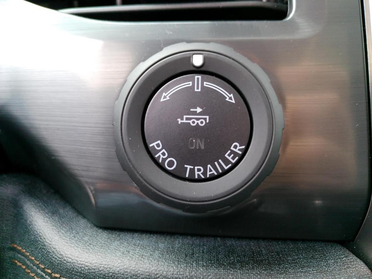 2024 Ford F-150 Lightning Lariat 4WD SuperCrew 5.5' Box Photo