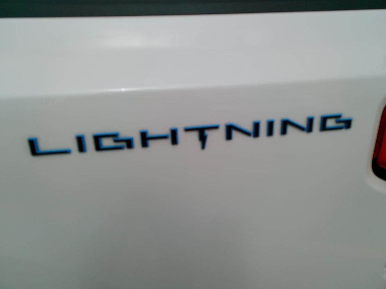 2024 Ford F-150 Lightning Lariat 4WD SuperCrew 5.5' Box Photo