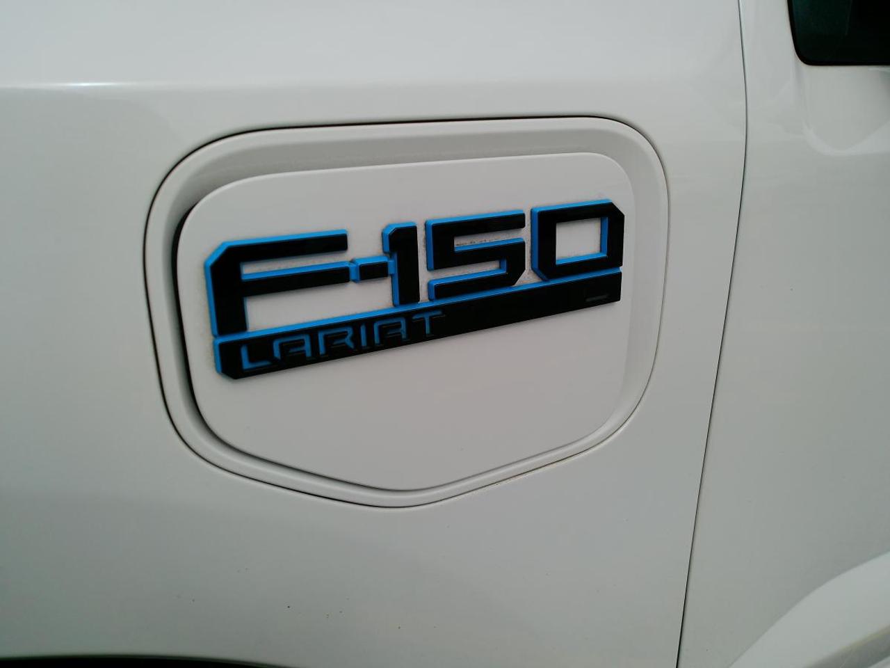 2024 Ford F-150 Lightning Lariat 4WD SuperCrew 5.5' Box Photo