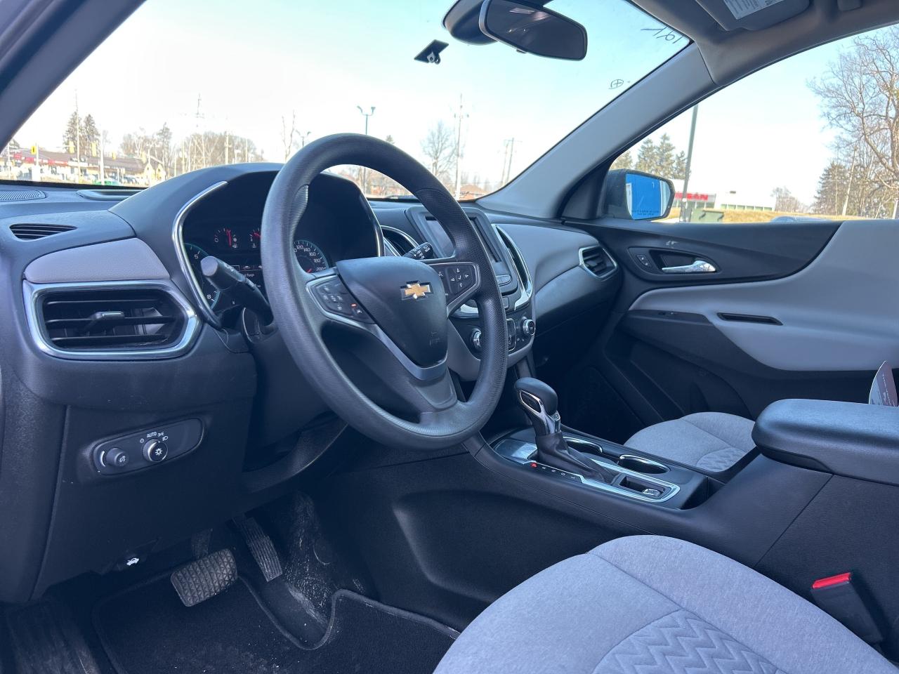 2022 Chevrolet Equinox LS   Clean Carfax Photo