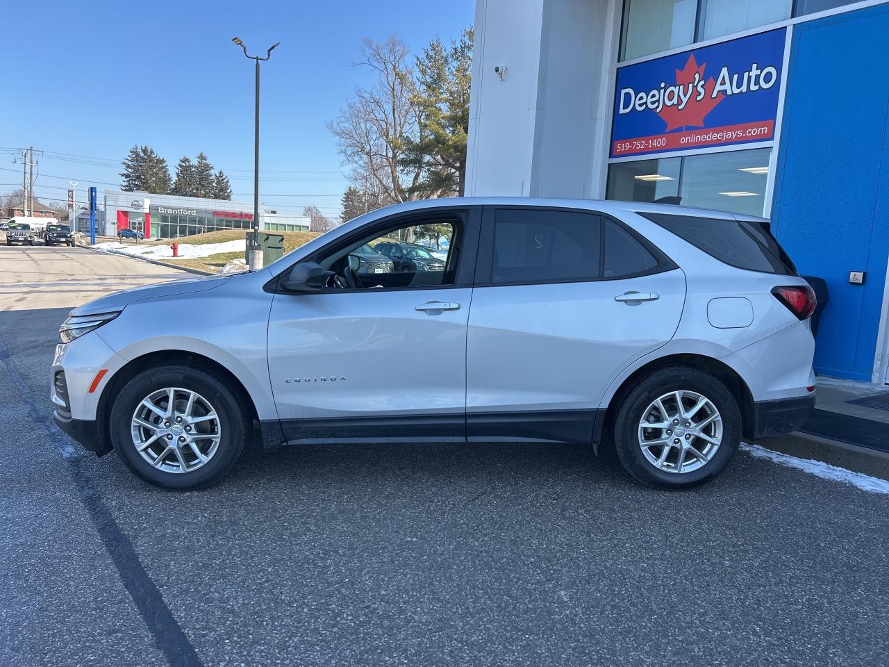 2022 Chevrolet Equinox LS   Clean Carfax Photo