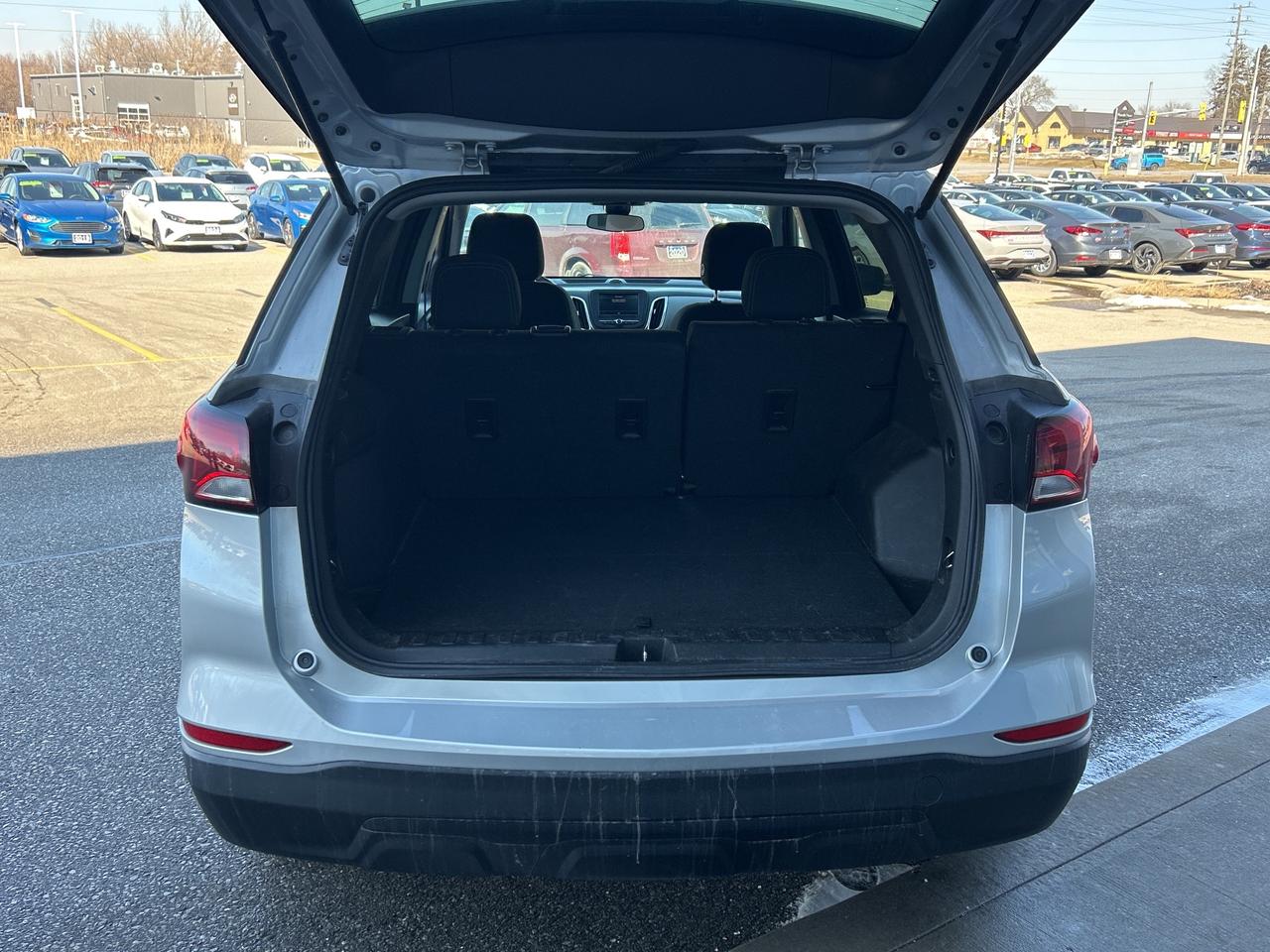 2022 Chevrolet Equinox LS   Clean Carfax Photo4