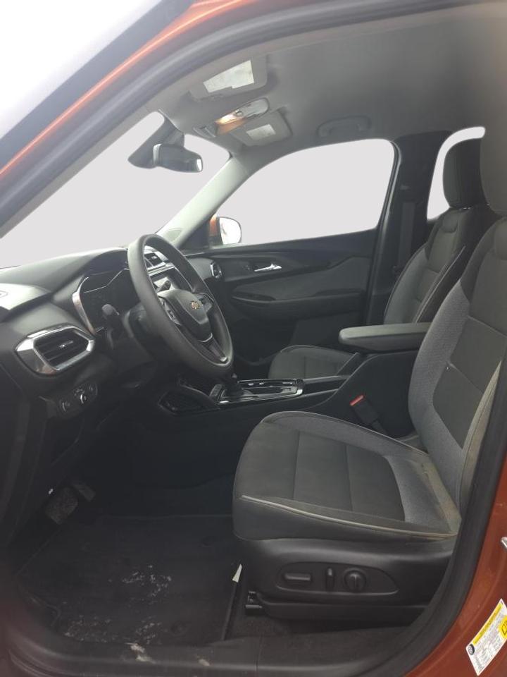 2022 Chevrolet TrailBlazer FWD LT Photo