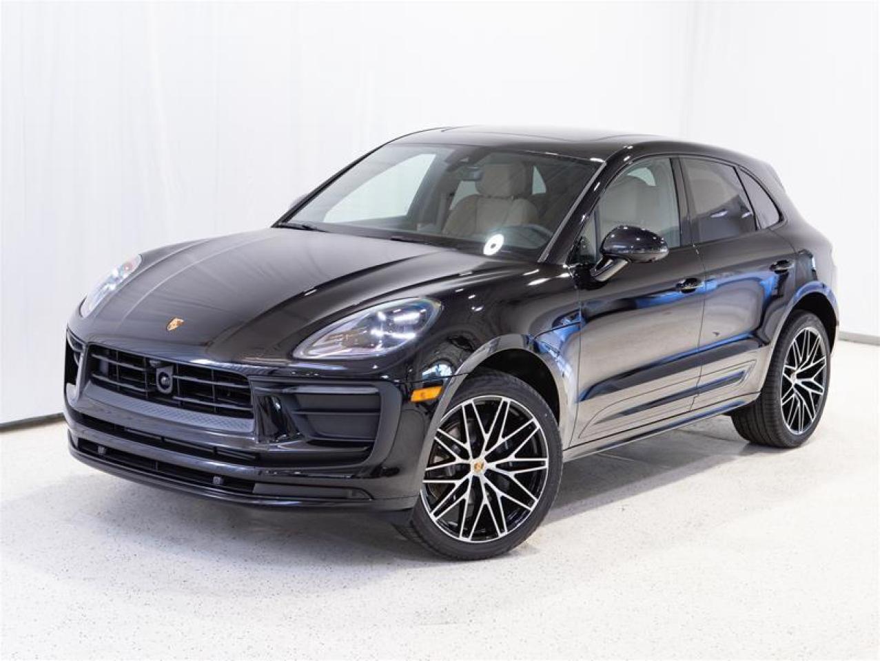 2026 Porsche Macan AWD Photo