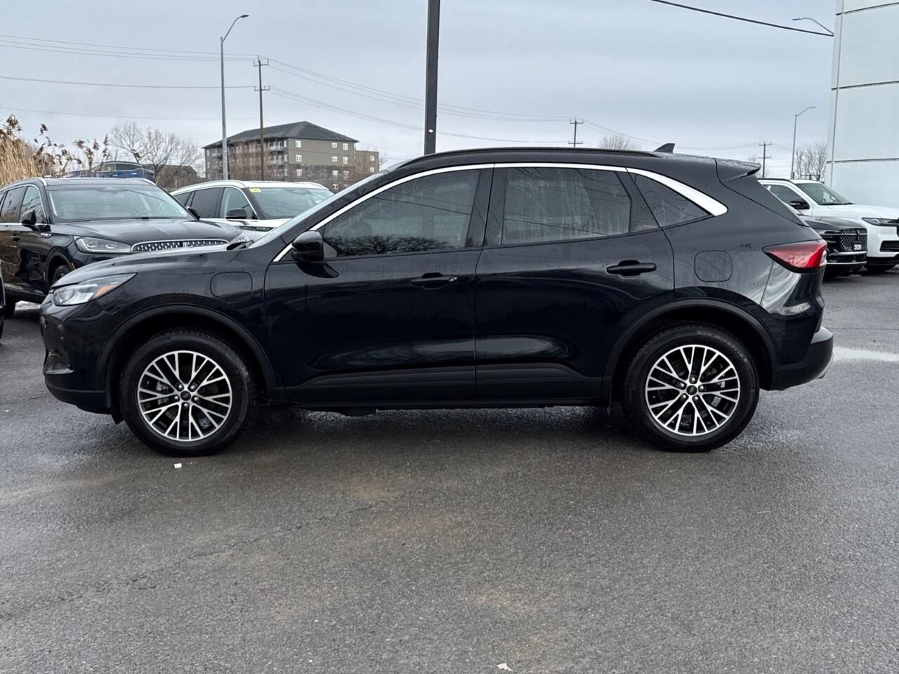 2024 Ford Escape PLUG-IN HYBRID   1 OWNER   ACCIDENT FREE Photo