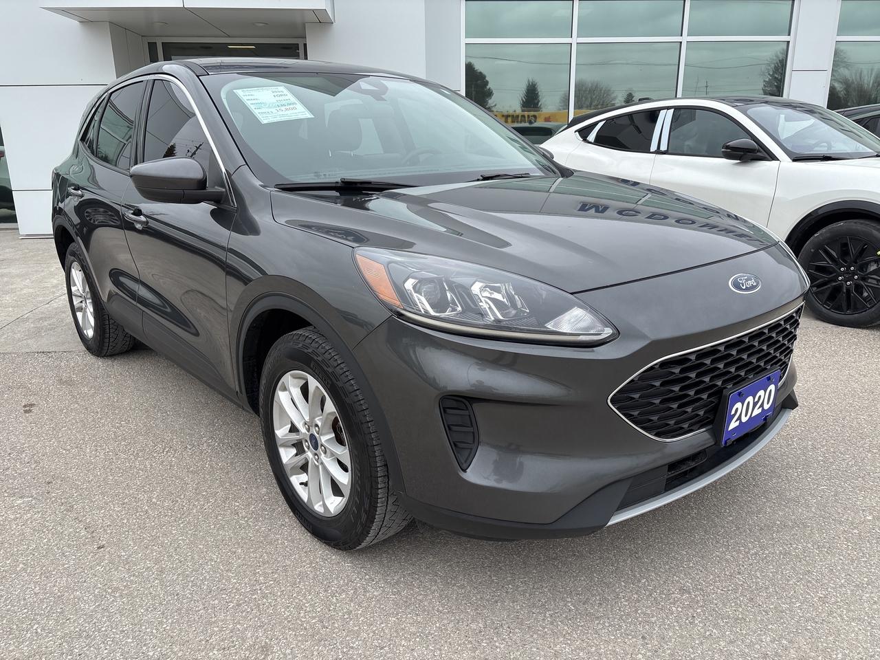 2020 Ford Escape SE AWD Photo0