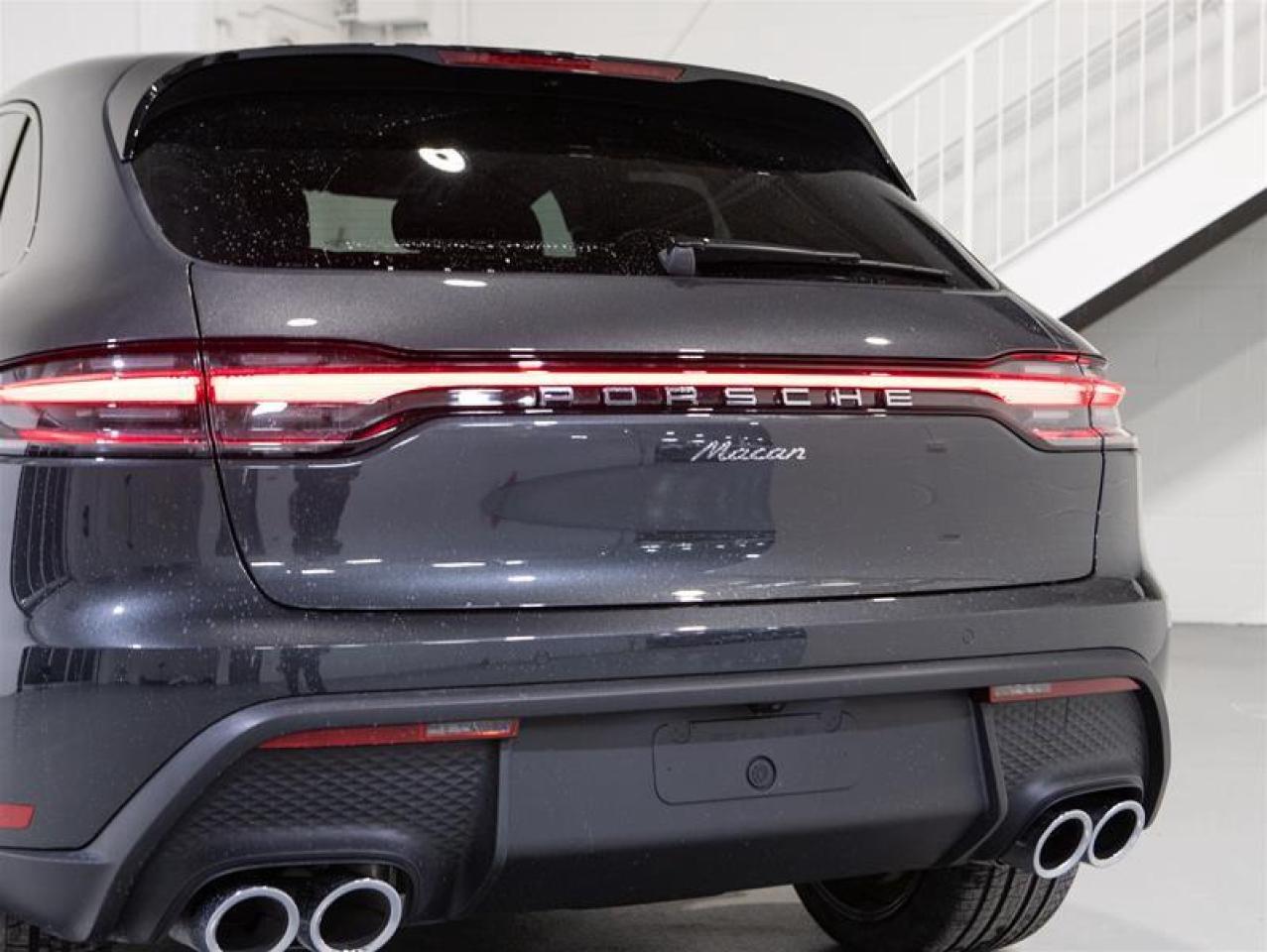 2026 Porsche Macan AWD Photo