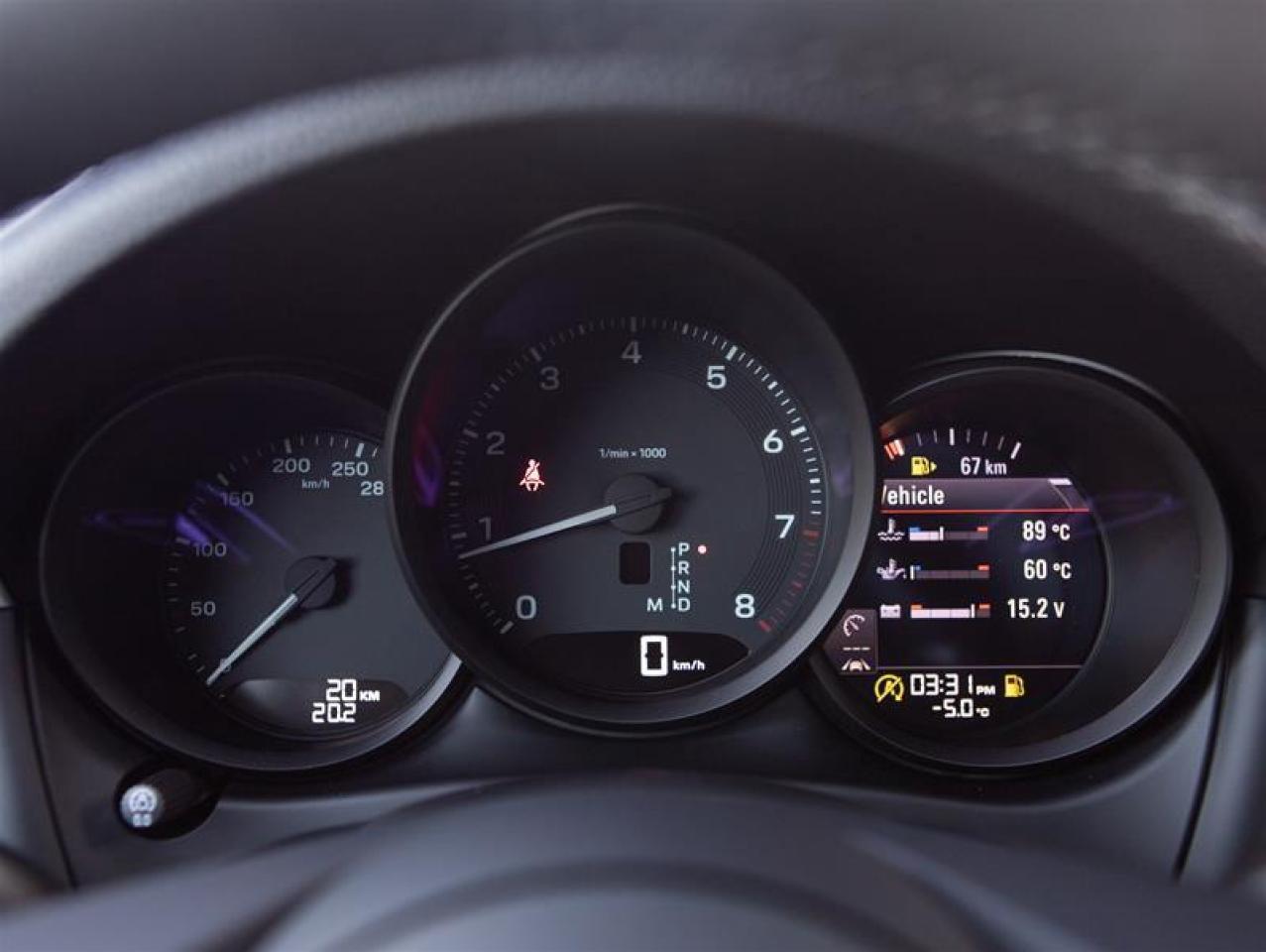 2026 Porsche Macan AWD Photo