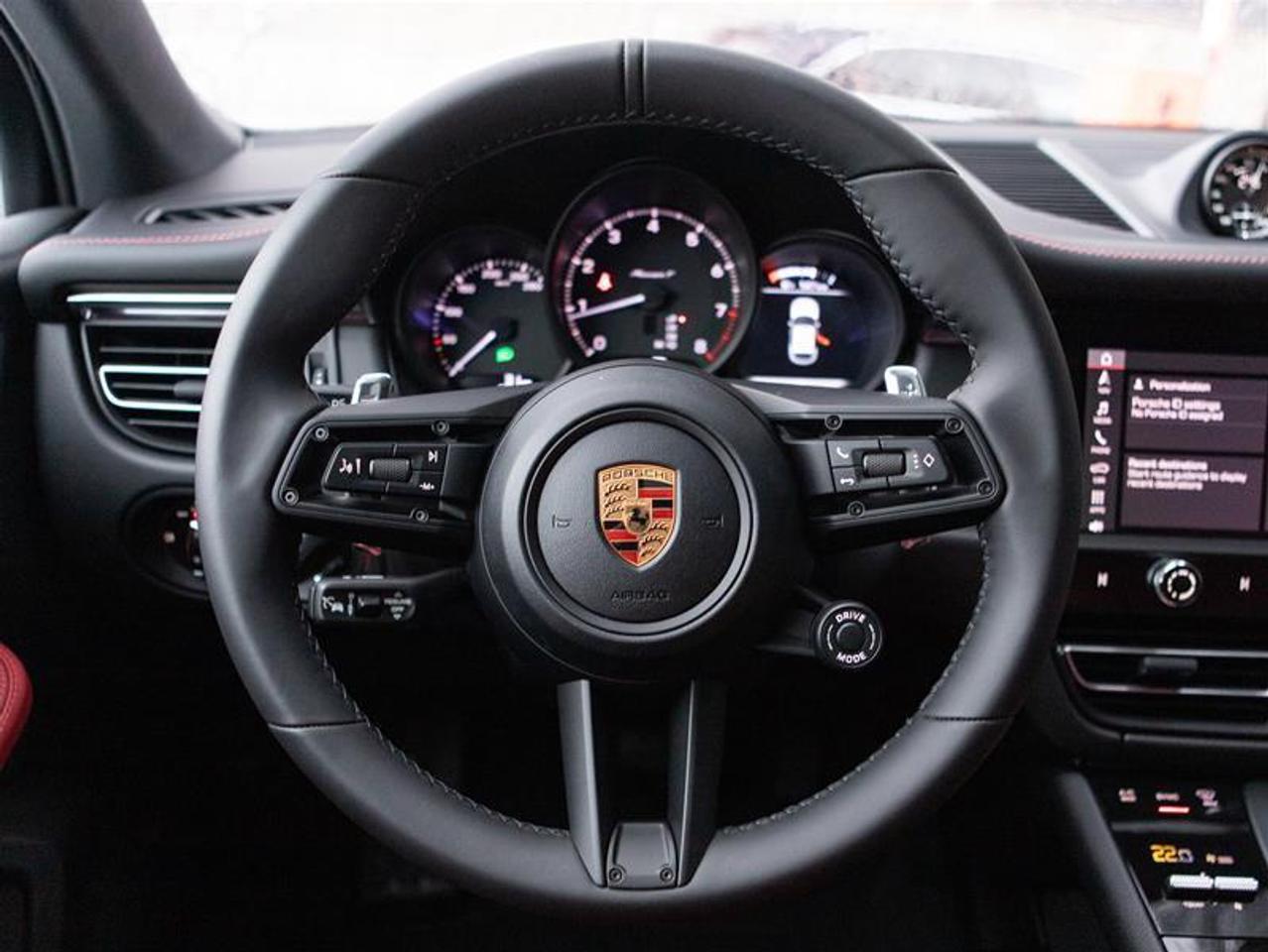 2026 Porsche Macan T AWD Photo