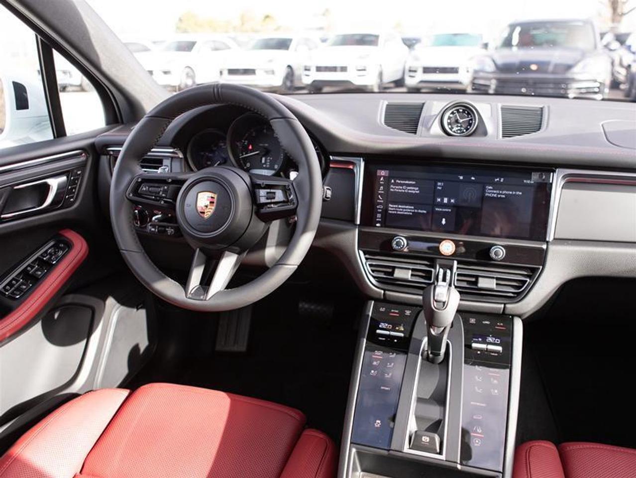 2026 Porsche Macan AWD Photo