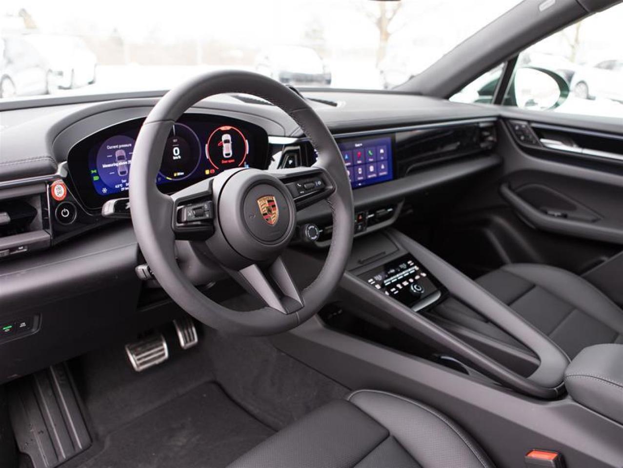 2025 Porsche Macan Electric 4S AWD Photo