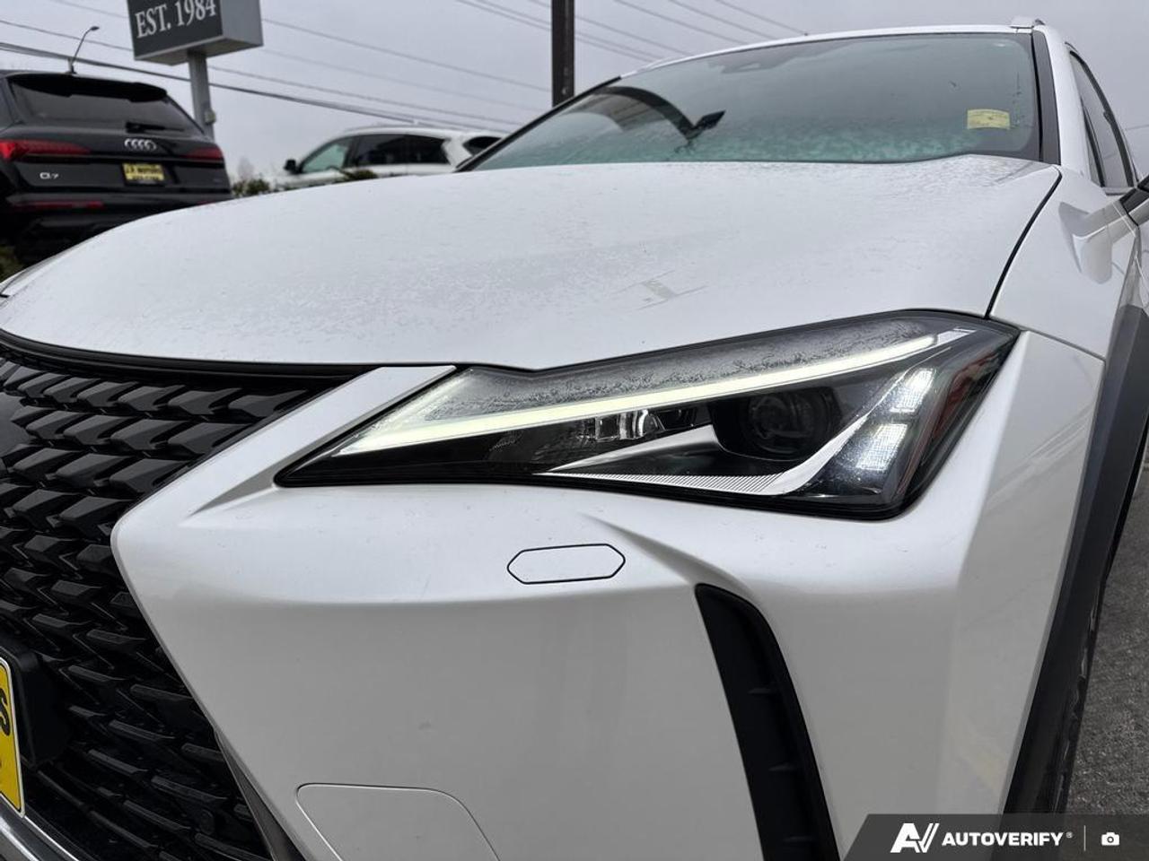 2021 Lexus UX 250H BACKUP CAM   HEATED SEATS   LANE ASSIST   REMOTE S Photo