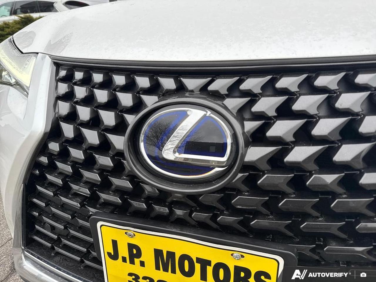 2021 Lexus UX 250H BACKUP CAM   HEATED SEATS   LANE ASSIST   REMOTE S Photo