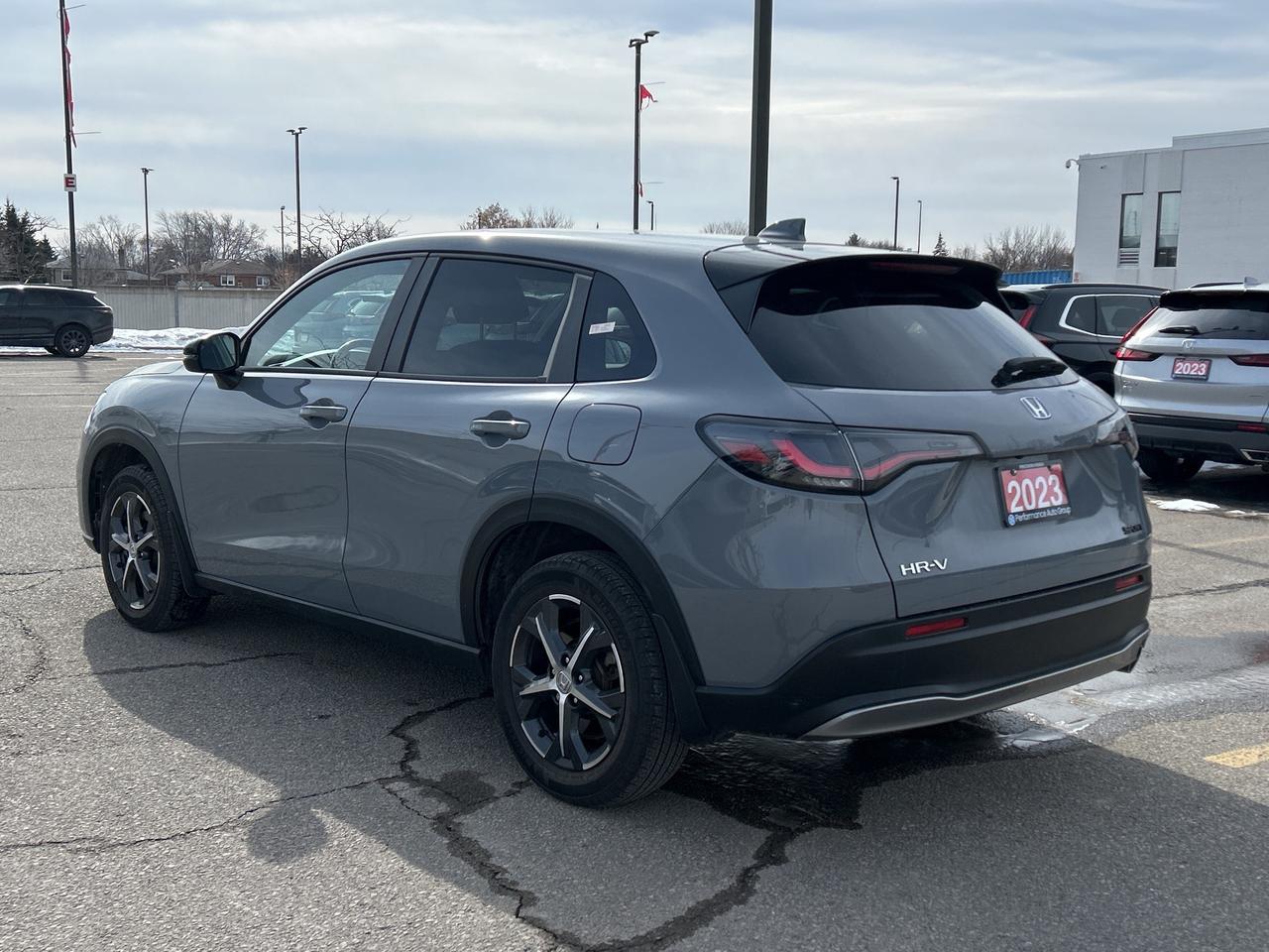 2023 Honda HR-V Sport CarPlay Rear Cam Sunroof Heated Seats Photo