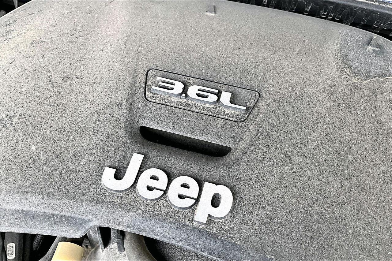 2020 Jeep WRANGLER UNLIMITED NORTH EDITION 4X4   V6   LED GROUP   TOW GROUP Photo