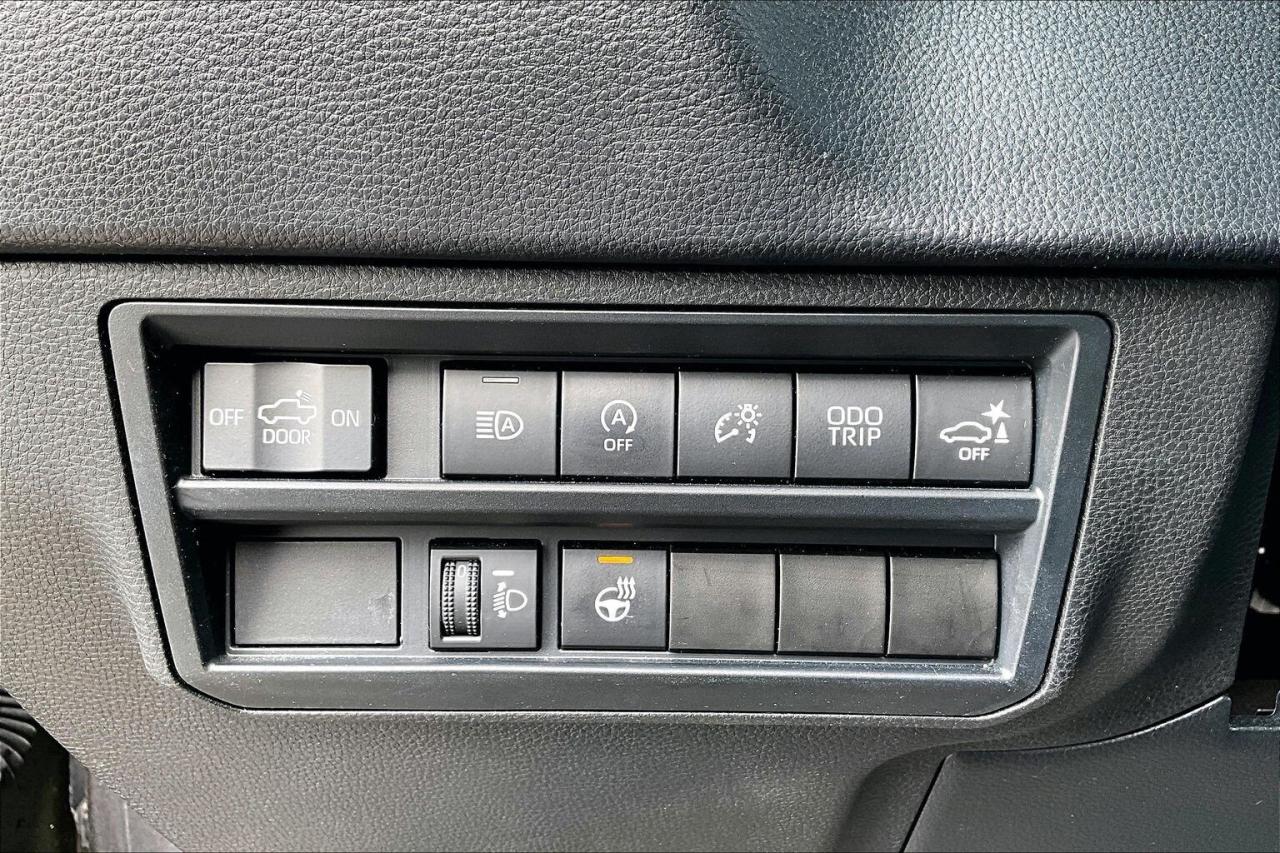 2022 Toyota Tundra CREWMAX SR5 4X4   TRD PACKAGE   NO ACCIDENTS Photo