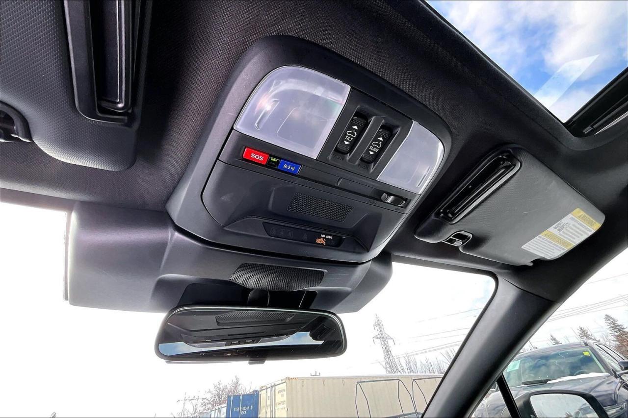 2024 Subaru Crosstrek ONYX AWD   SUNROOF   HEATED SEATS/STEER   CARPLAY Photo